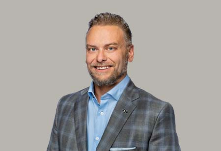  Auto Business Outlook Magazine